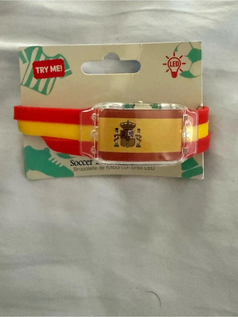 Spain Soccer Fan Pack - FIFA Scarf, Hoodie Spain Flag, Socks & bracelet (NEW)
